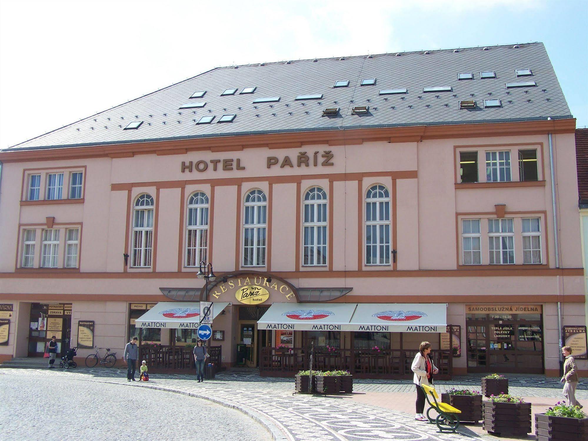 Hotel Pariz Jičín Kültér fotó